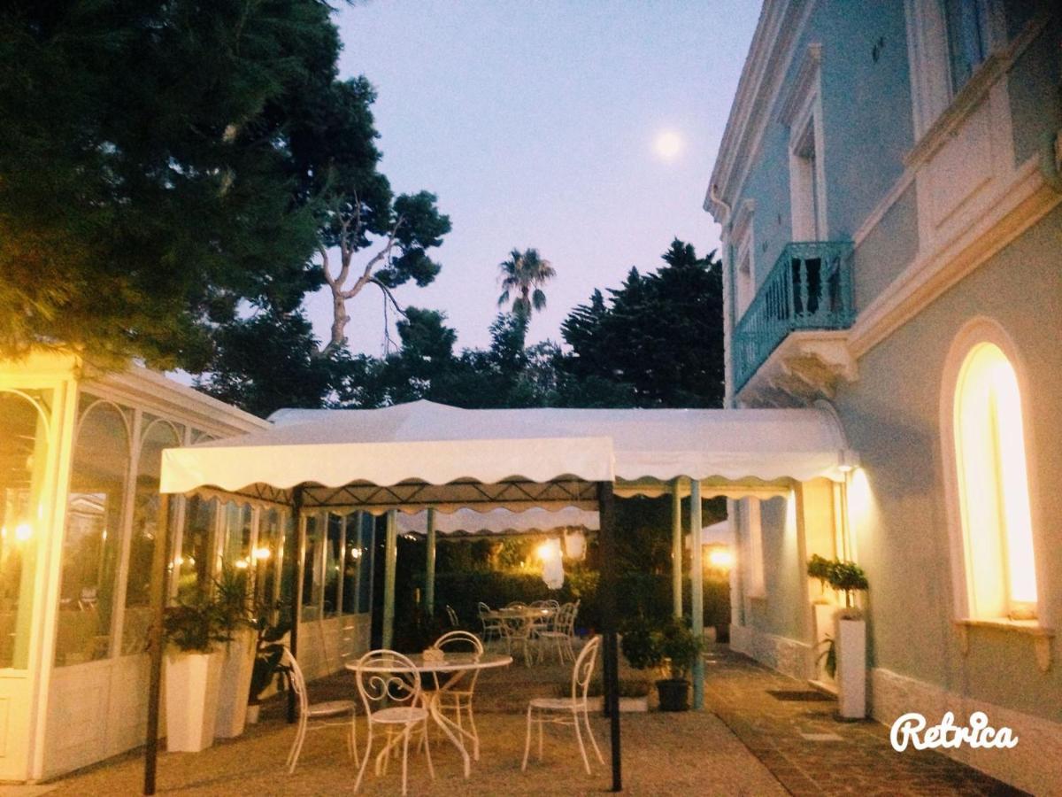 Villa Arlini Pineto Eksteriør billede